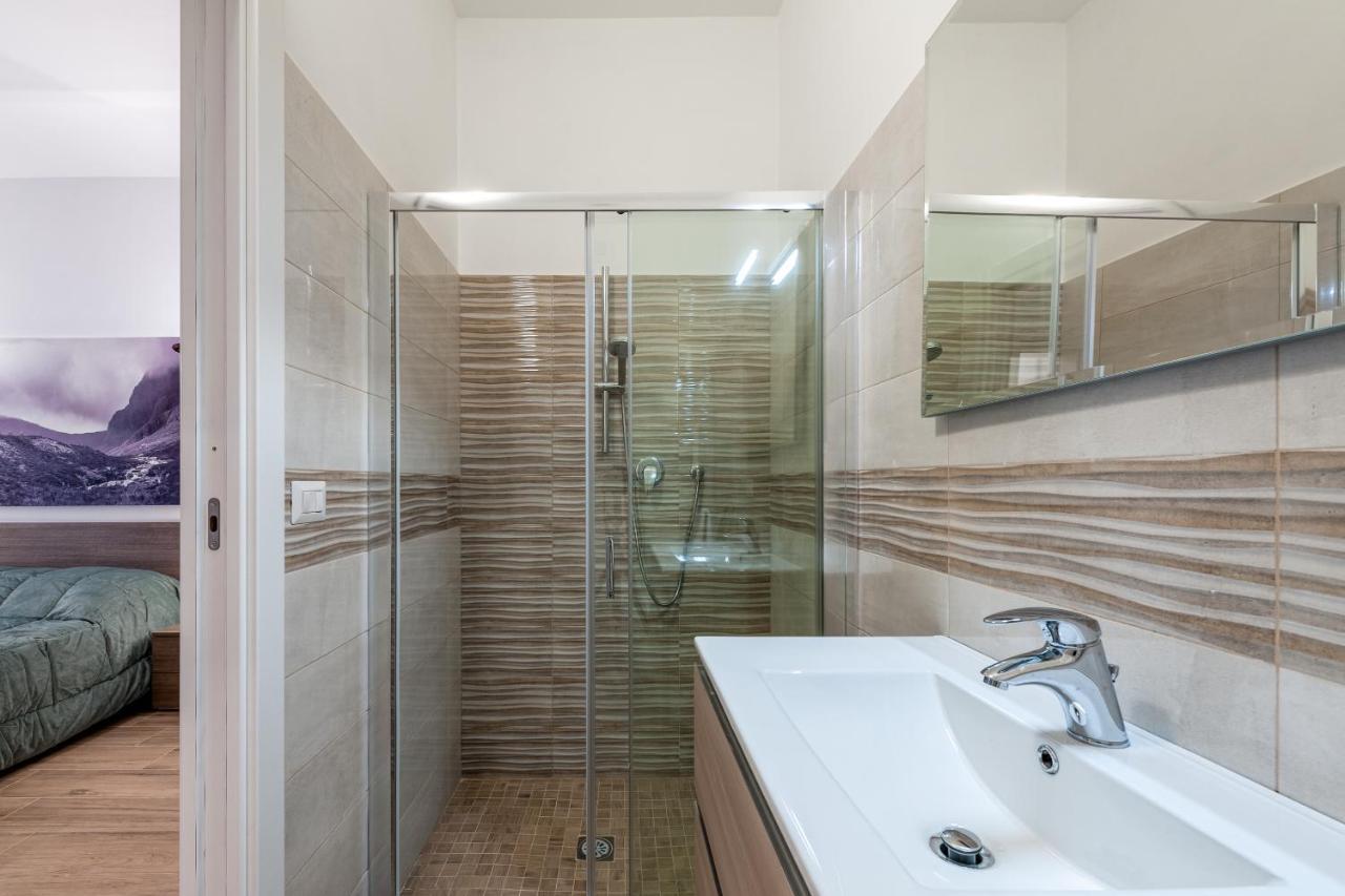 Tour De Apartment Rom